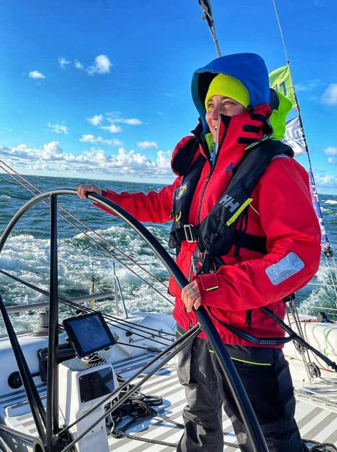 YOGA SOUNDHEALING MUSIC SCIENCE KAPIEL W DZWIKACH TERAPIA DZWIEKIEM HATHA YOGA JOGA BARABRA DUDKO QUANTUM PHYSIC, VIBRATION, SOUNDWAVE SOUNDBATH, TIBETAN BOWLS GONG