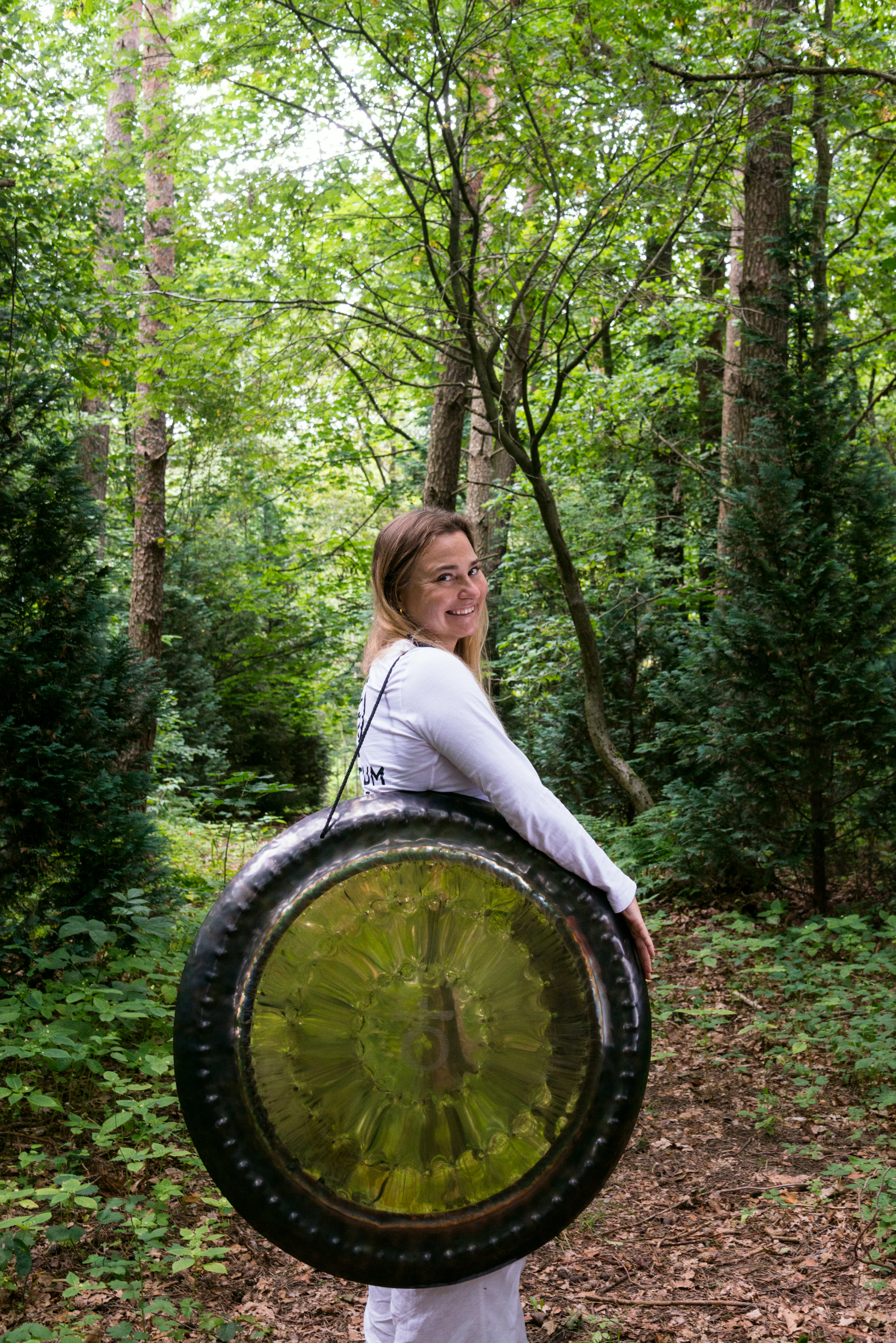 YOGA SOUNDHEALING MUSIC SCIENCE KAPIEL W DZWIKACH TERAPIA DZWIEKIEM HATHA YOGA JOGA BARABRA DUDKO QUANTUM PHYSIC, VIBRATION, SOUNDWAVE SOUNDBATH, TIBETAN BOWLS GONG