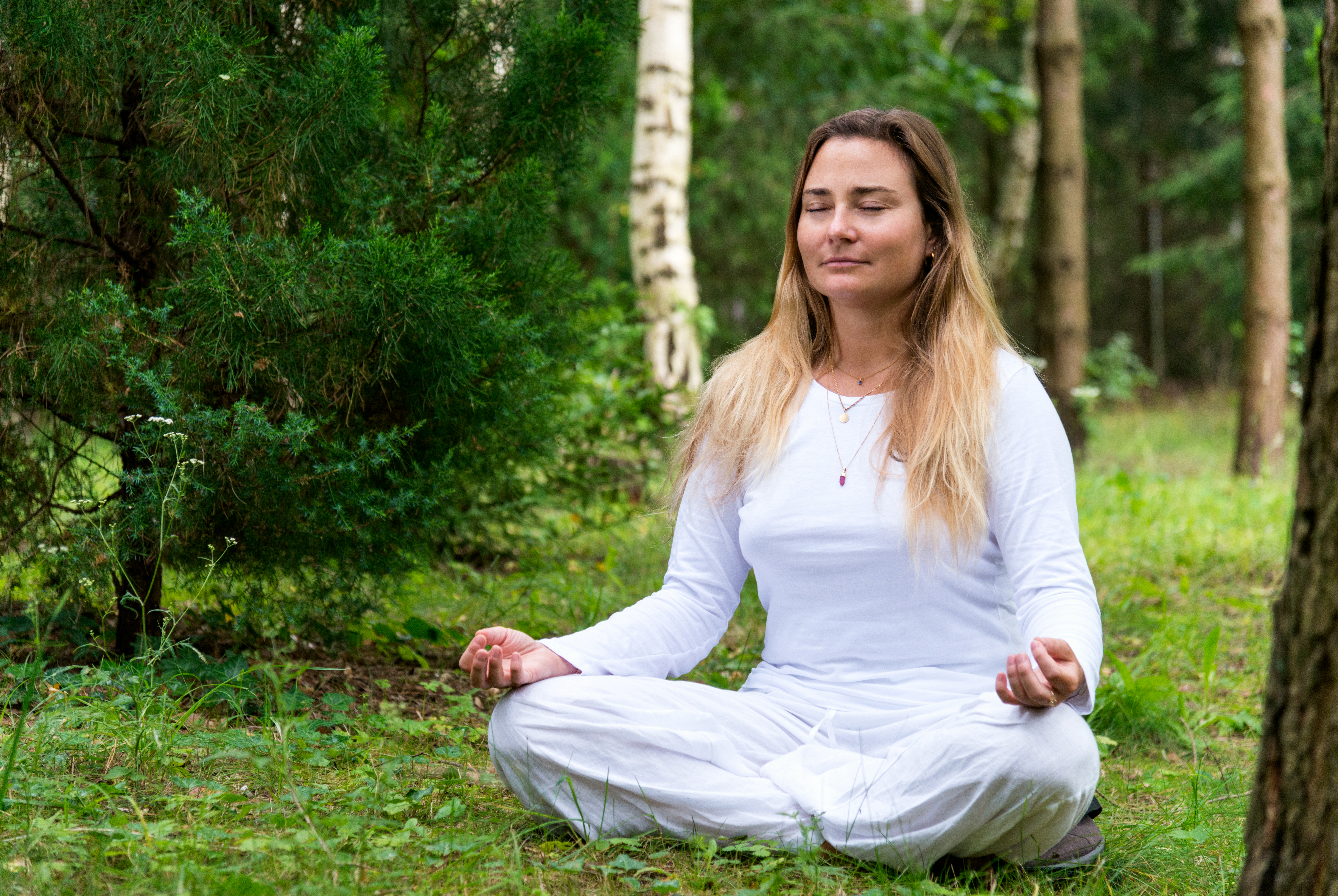 YOGA SOUNDHEALING MUSIC SCIENCE KAPIEL W DZWIKACH TERAPIA DZWIEKIEM HATHA YOGA JOGA BARABRA DUDKO QUANTUM PHYSIC, VIBRATION, SOUNDWAVE SOUNDBATH, TIBETAN BOWLS GONG